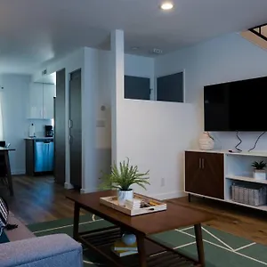 Apartment Stylish 2 Bed 1 And Half Bath Near Sofi Stadium, Lax, Forum, Inglewood