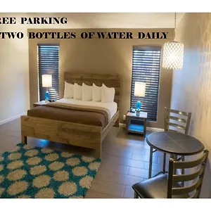 Hotel Thunderbird Boutique (adults Only) **