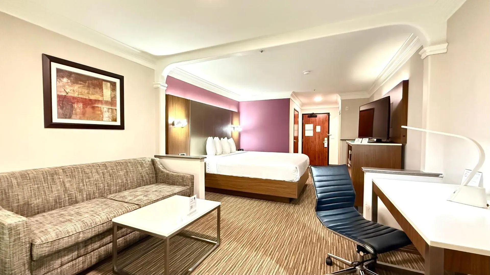 Best Western Plus Suites Hotel - Los Angeles LAX Airport Inglewood