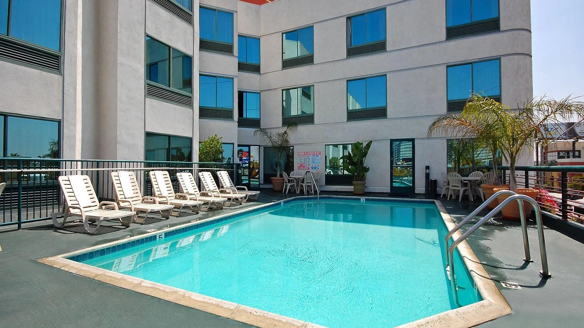 Best Western Plus Suites Hotel - Los Angeles LAX Airport Inglewood